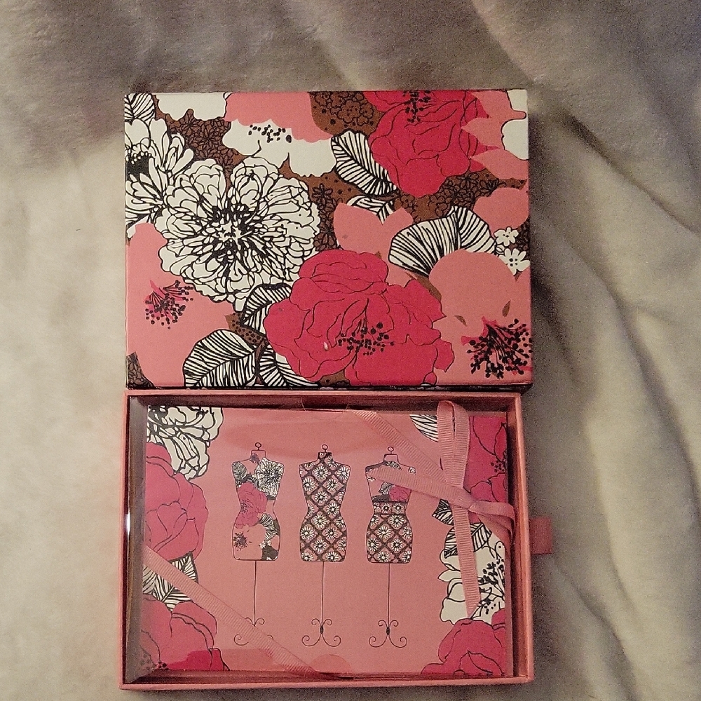 Floral Pink and Brown Stationery Set By Vera bradley